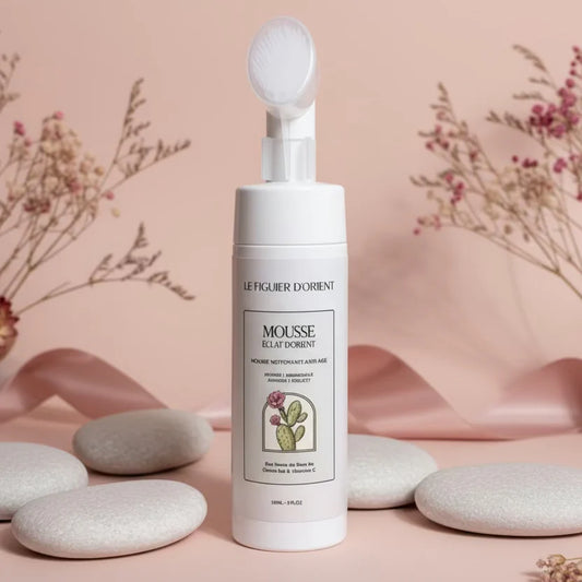 Mousse Éclat d’Orient — Nettoyante, Démaquillante & Anti-Âge à la Rose